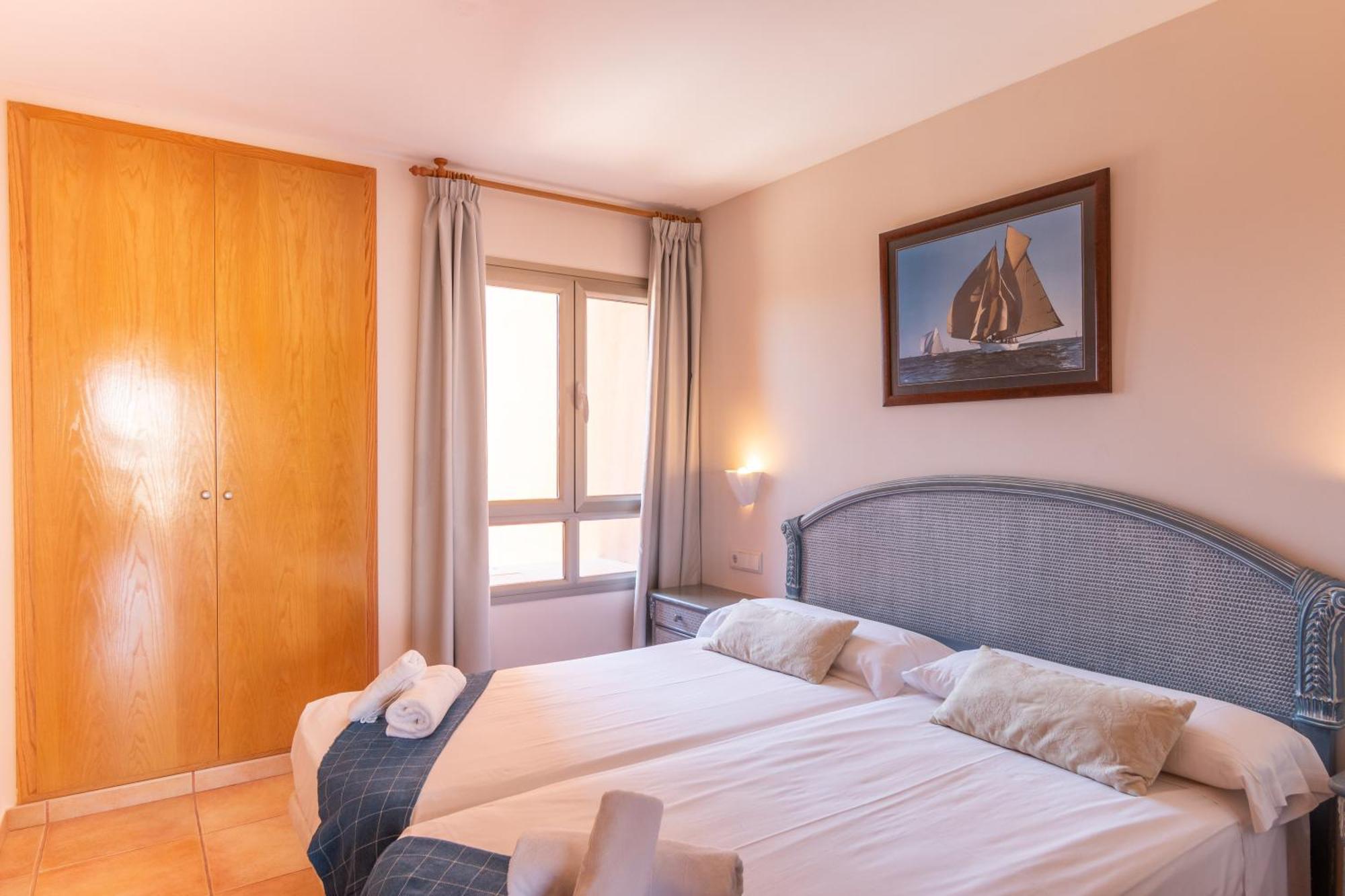 Apartamentos Romani Colonia de Sant Jordi Esterno foto