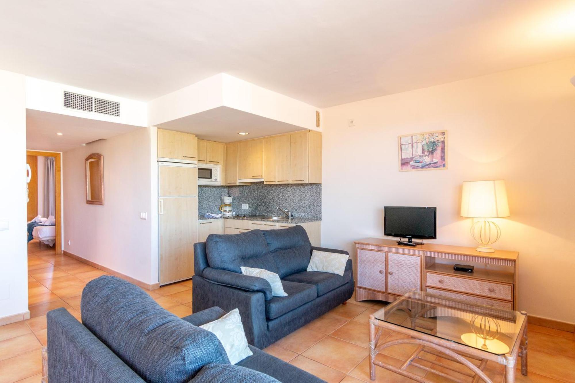 Apartamentos Romani Colonia de Sant Jordi Esterno foto